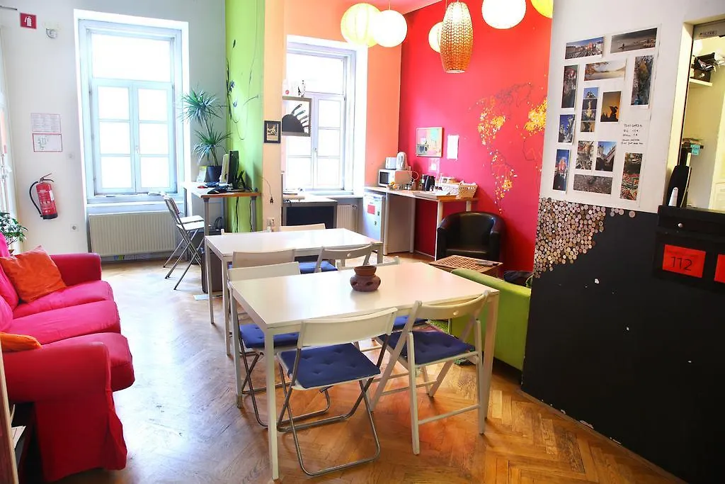 Hostel Zeppelin Ljubljana