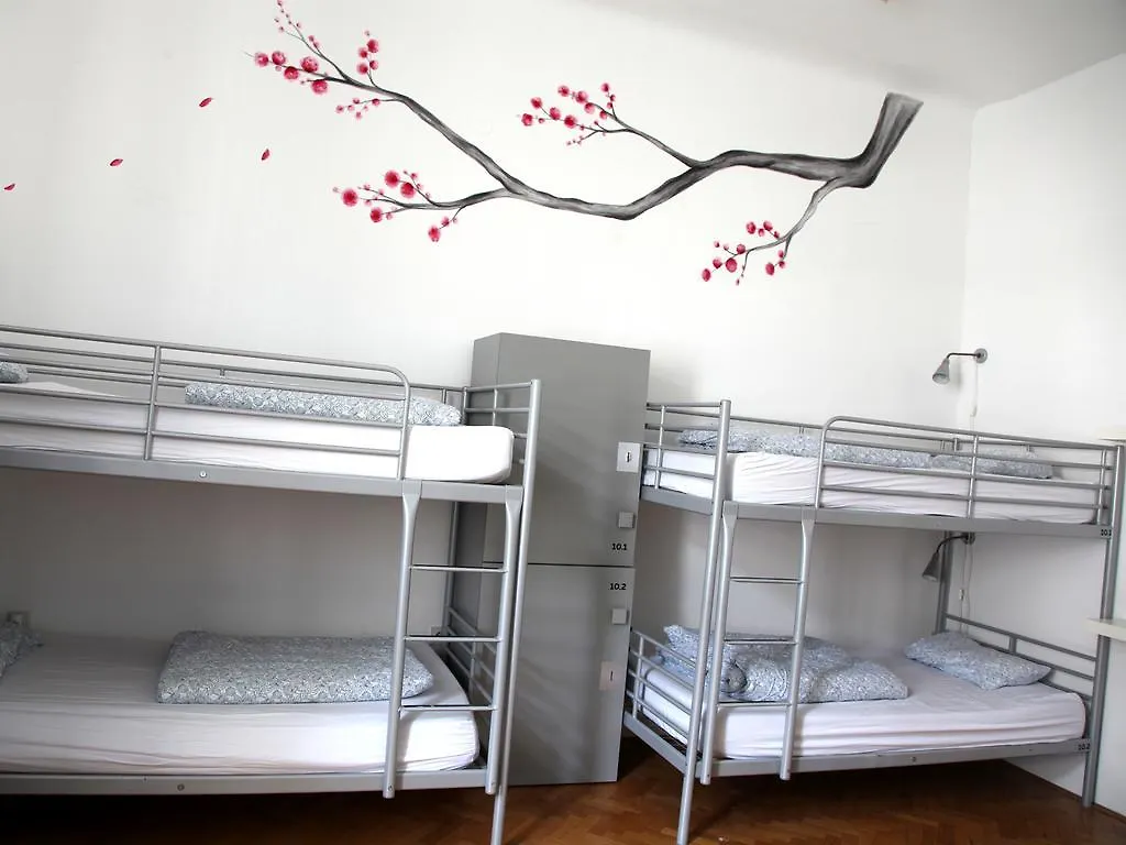 Hostel Zeppelin Ljubljana
